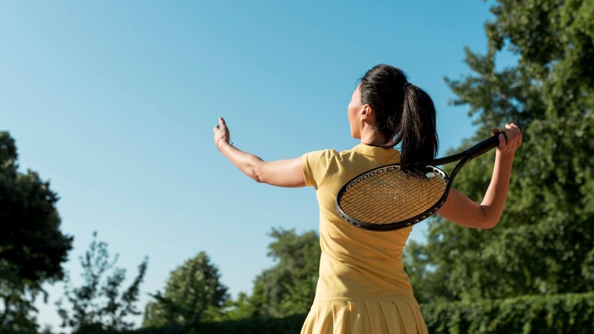 How to start playing tennis? (Beginner's Guide)